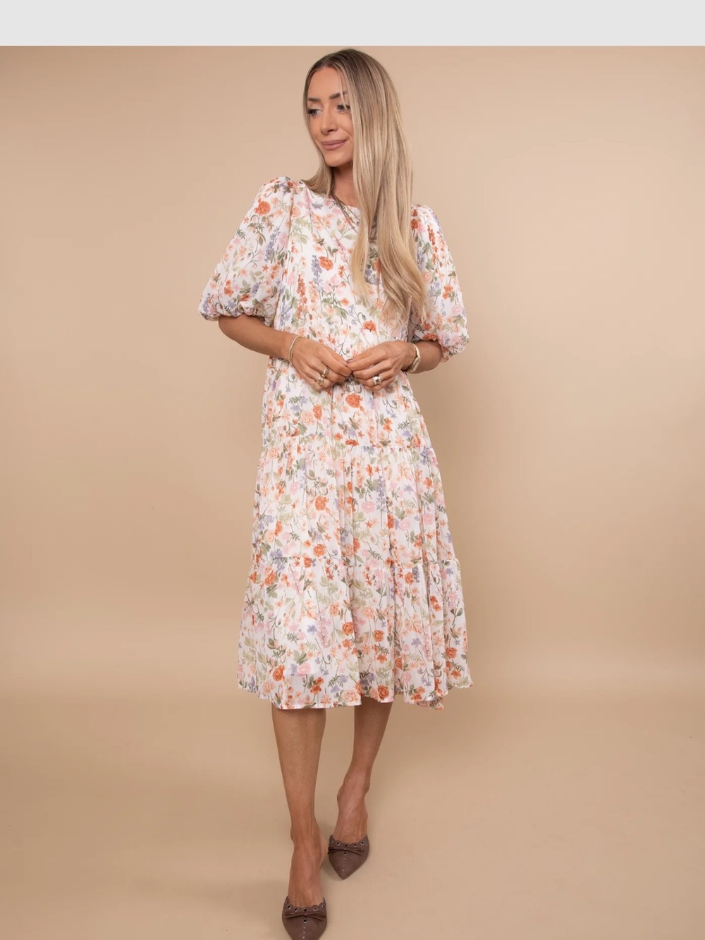 Floral Puff-Sleeve Midi Dress in Peach Floral